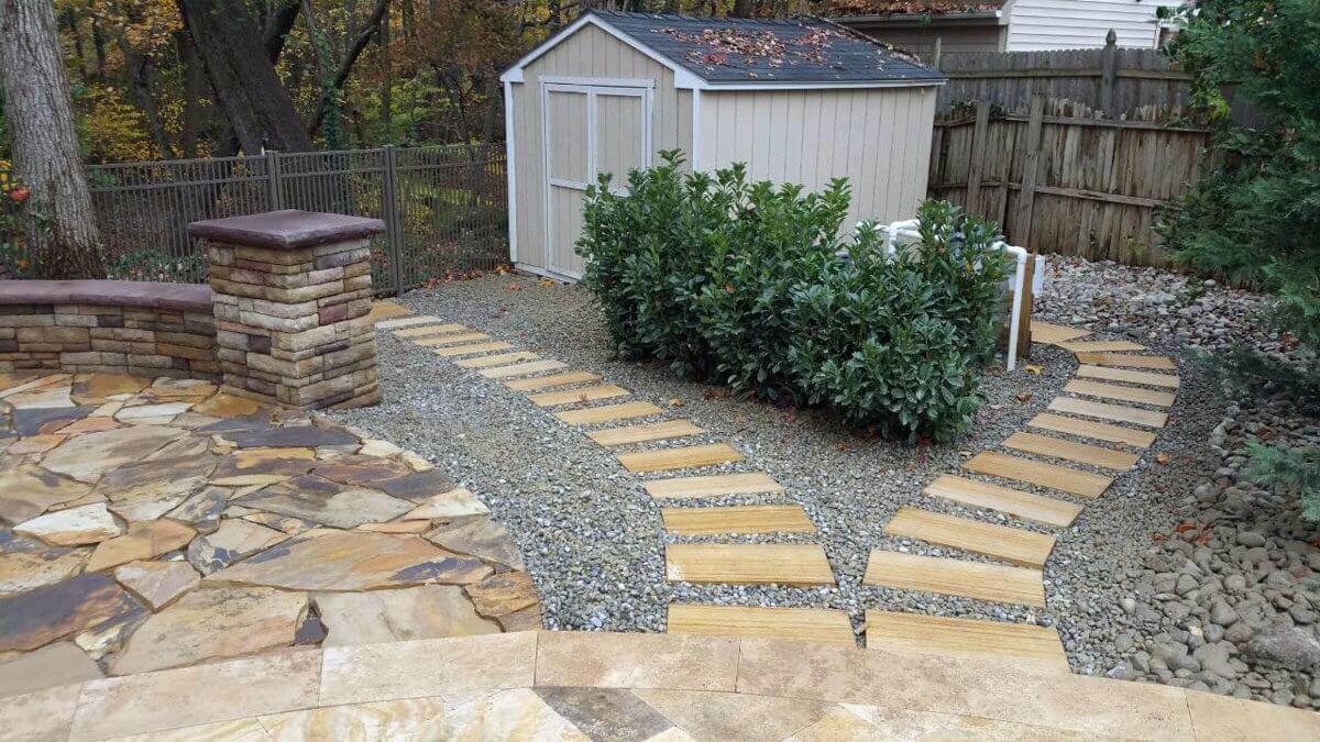 Custom outdoor landscaping & lighting Freehold, NJ