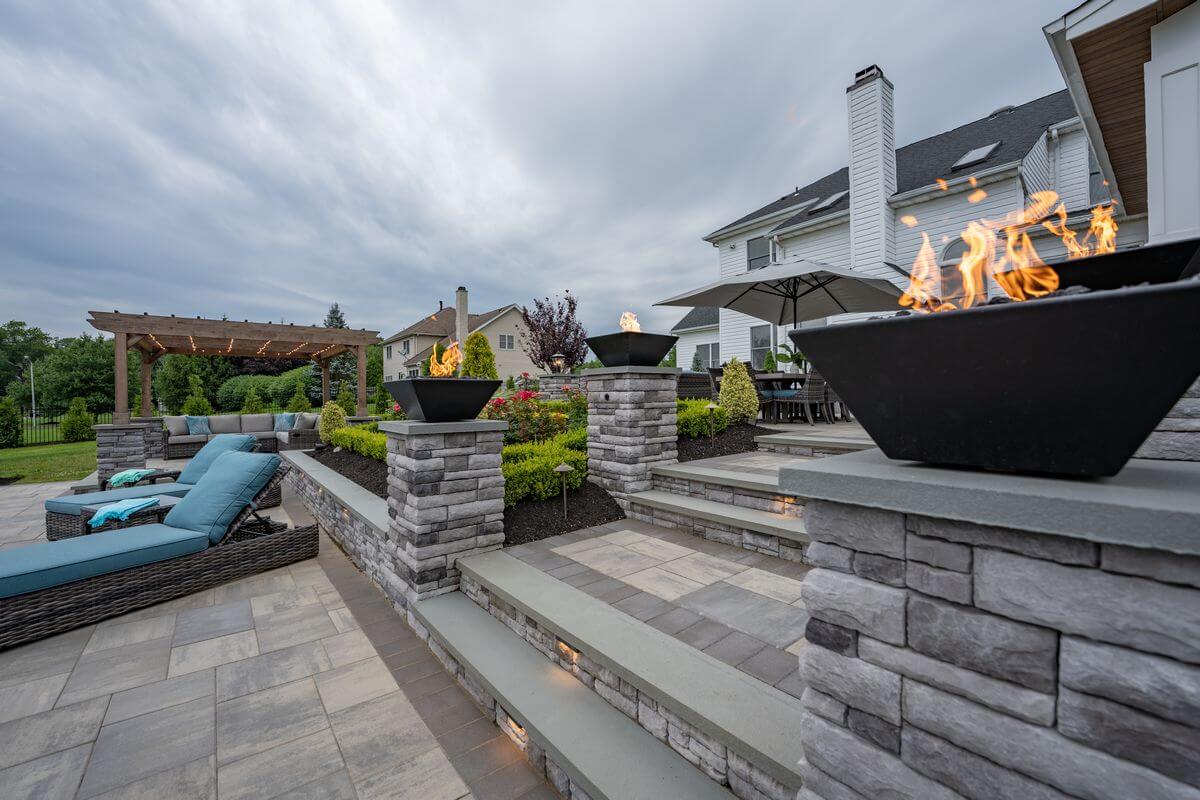 Backyard outdoor kitchens & fire pits Freehold, NJ